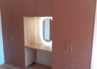 Artisan menuisier pour meubles intérieurs à Soues